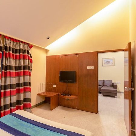Mint Koregaon Park Next To Osho Ashram Pune Extérieur photo