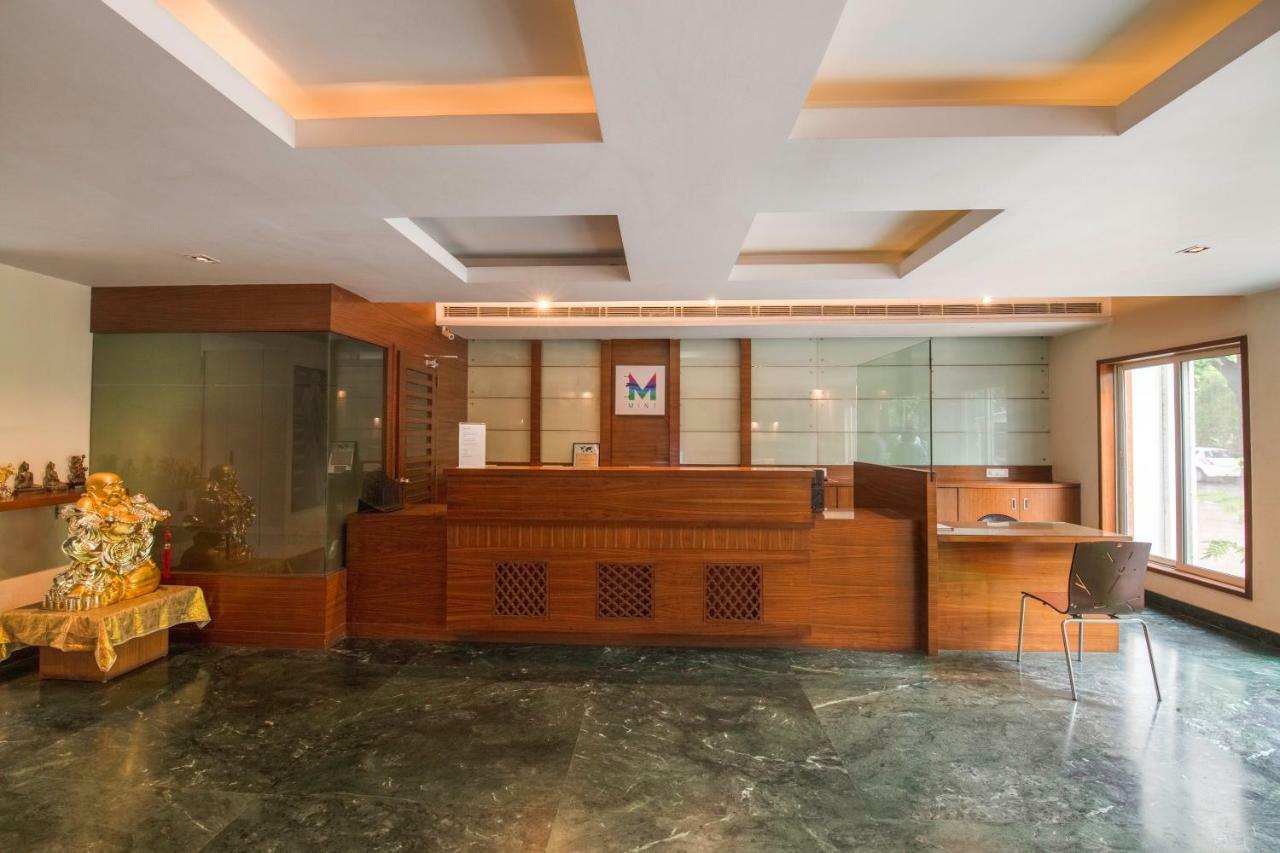 Mint Koregaon Park Next To Osho Ashram Pune Extérieur photo